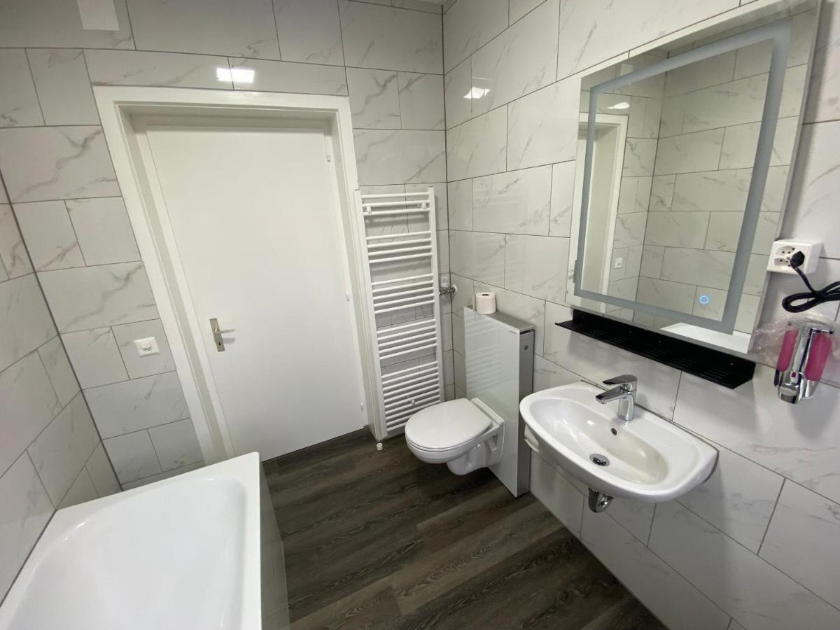 Hotel Da Luca Herzogenbuchsee Luaran gambar