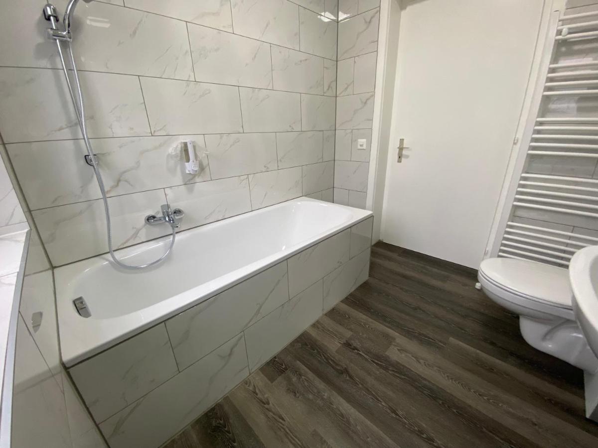 Hotel Da Luca Herzogenbuchsee Luaran gambar