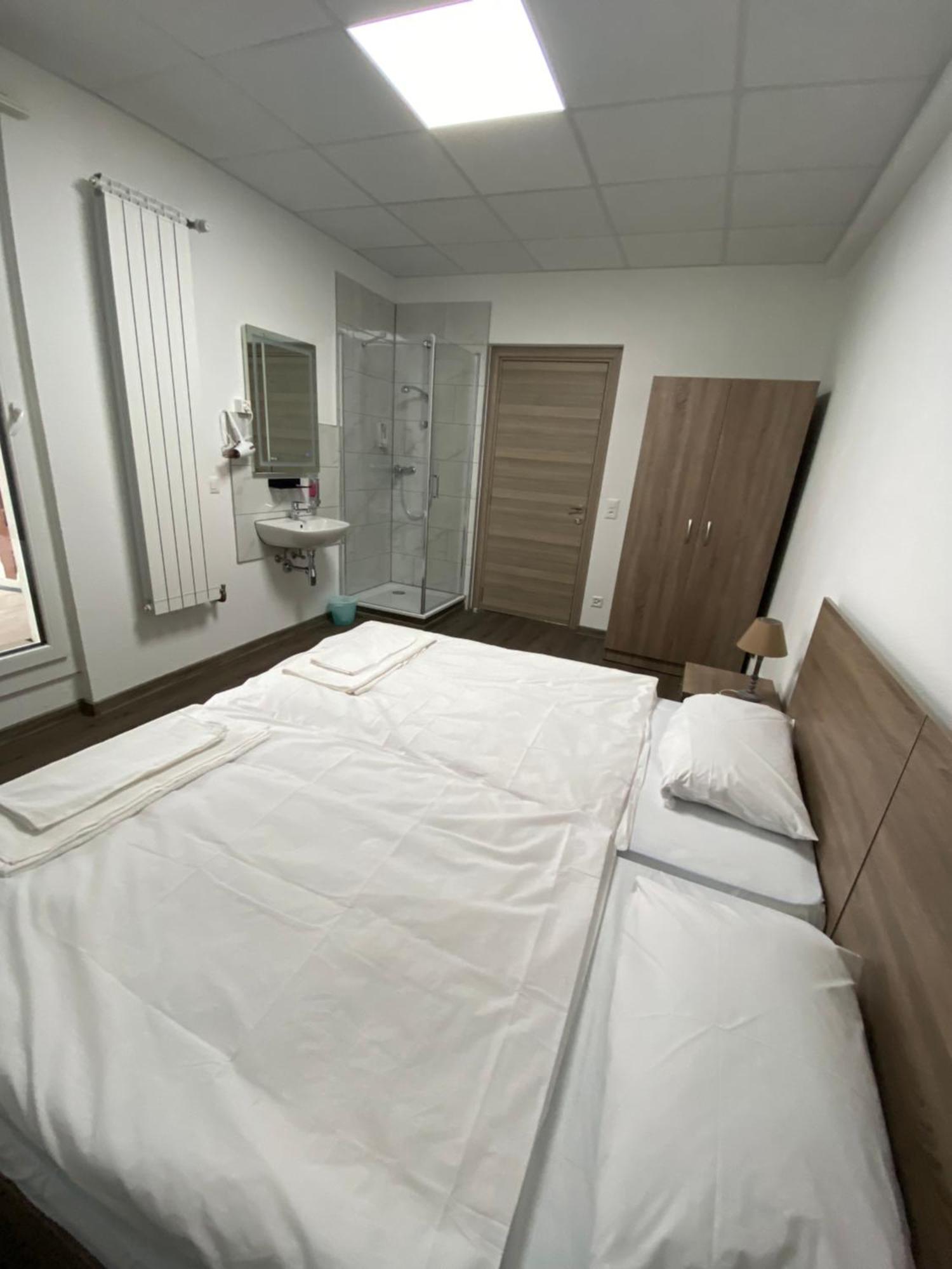 Hotel Da Luca Herzogenbuchsee Luaran gambar
